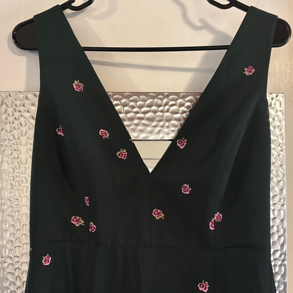 Park and Fifth Dark Green Dress with Floral pattern